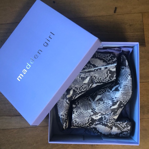 Madden Girl Shoes - Madden Girl Snakeskin Fashion Booties